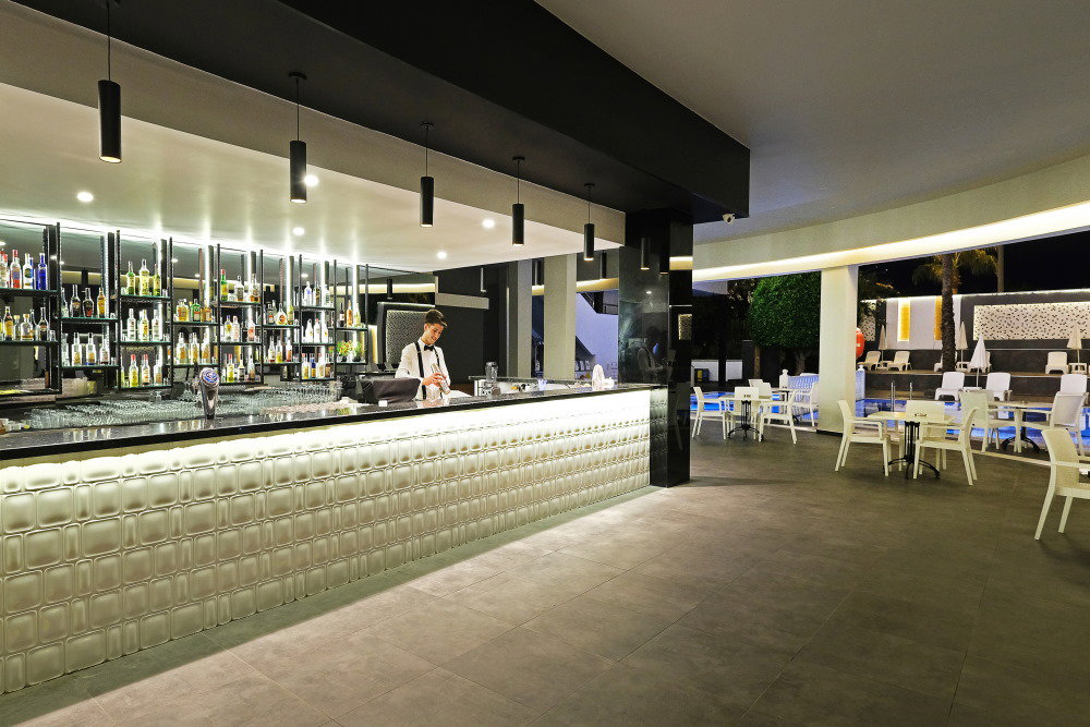dal travel Kaila Beach Hotel