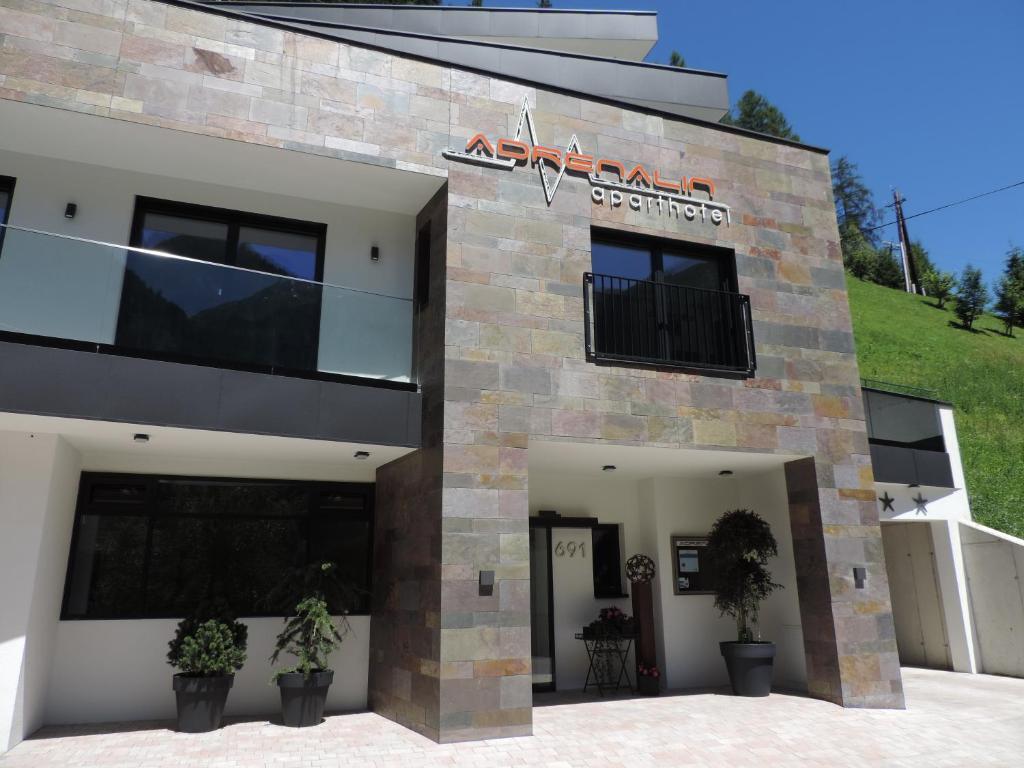 Hotel Aparthotel Adrenalin