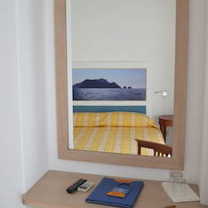 Hotel Gatto Bianco Hotel & Spa cazare Capri