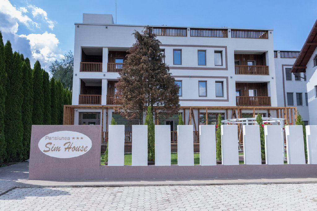 Hotel Sim House Pensiune Turistica