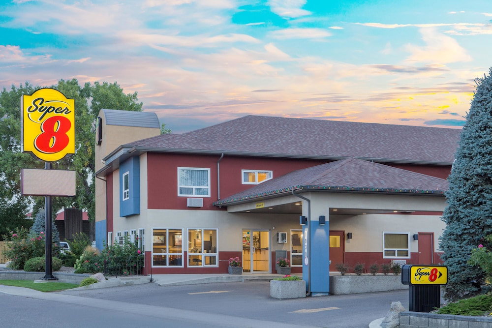 Hotel Super 8 By Wyndham Lethbridge
