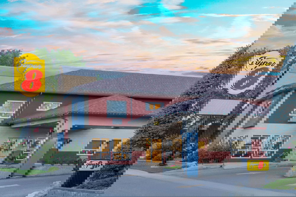 Hotel Super 8 By Wyndham Lethbridge