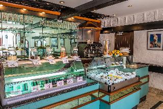 Hotel Serena Beach Resort And Spa