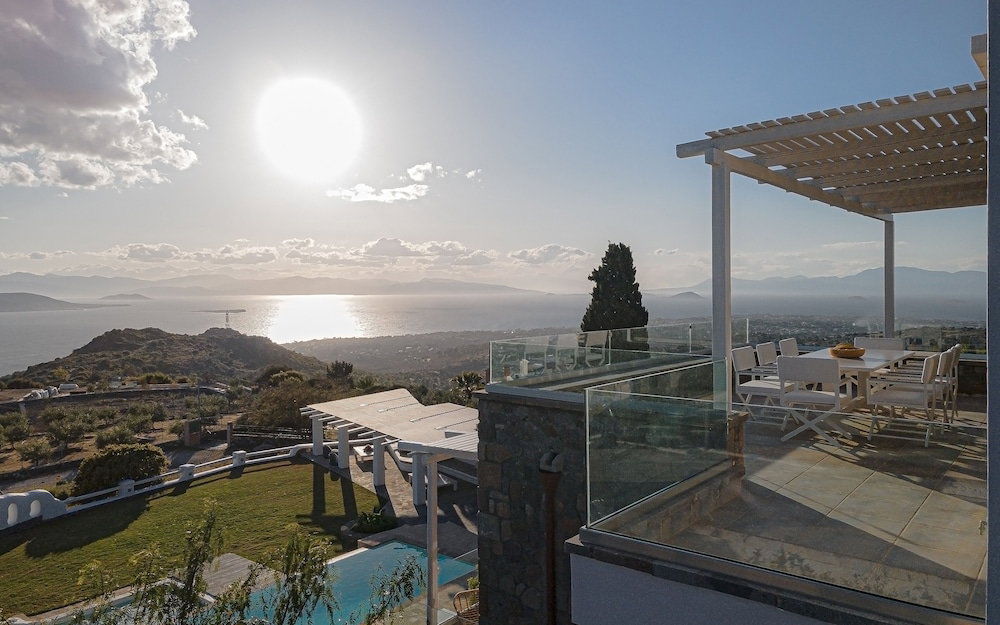 Hotel Villa Tzikides