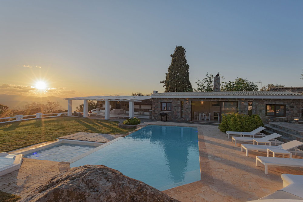 Villa Tzikides