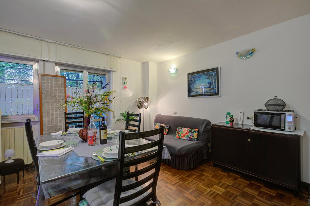 Hotel Studio Saturno 23 In The City Center
