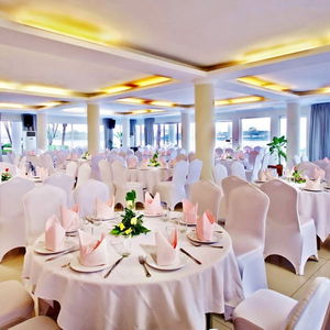 Hotel Century Riverside Hue cazare Hue