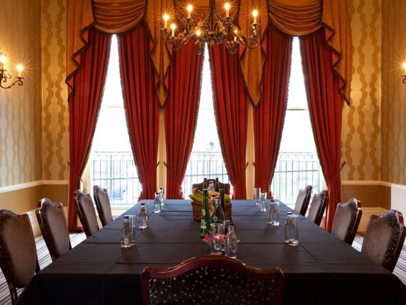 Liverpool Aigburth Hotel By Belvilla