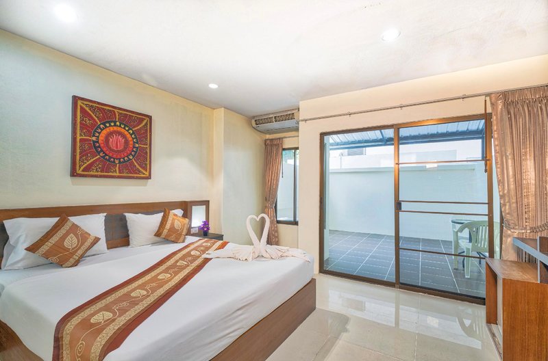 Lucky Patong Hotel