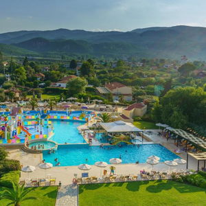 Hotel Cronwell Platamon Resort cazare Riviera Olimpului