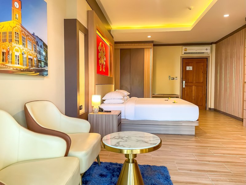 Quality Resort And Spa Patong Beach