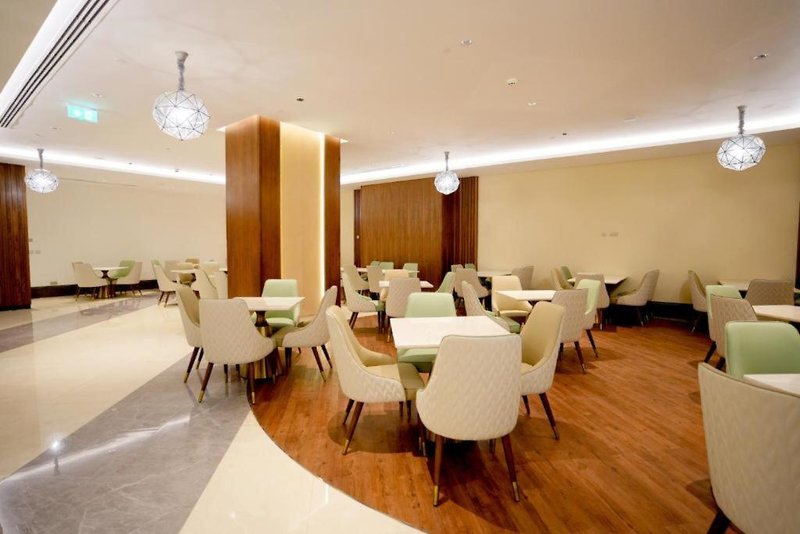 Hotel Peninsula Worth Hotel