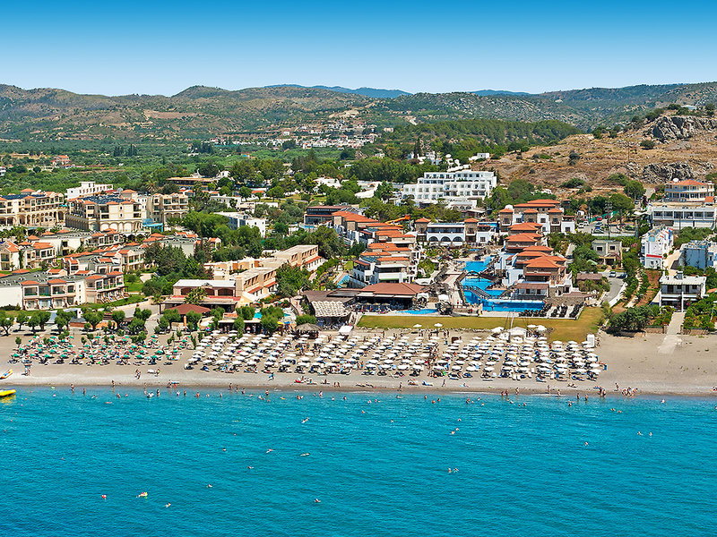 dal travel Costa Lindia Beach