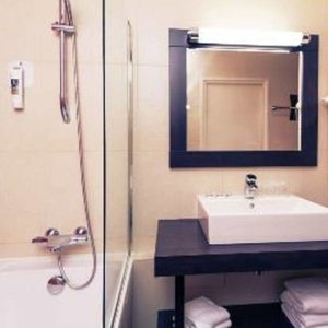 Hotel Mercure Maurepas Saint Quentin cazare Maurepas