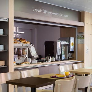 Sejur B&B Hotel Orly Chevilly Marché International vacanta Chevilly-Larue