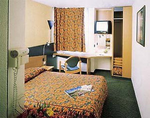 Hotel Ibis Budget Airport Le Bourget Garonor cazare Le Blanc-Mesnil
