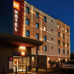 Hotel Ibis Montlhéry Paris Sud cazare Paris