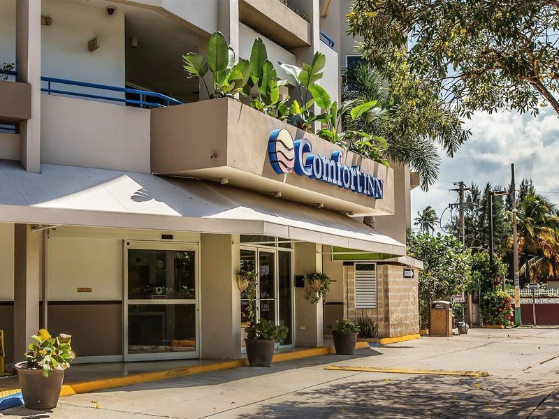 Hotel Comfort Inn & Suites Levittown