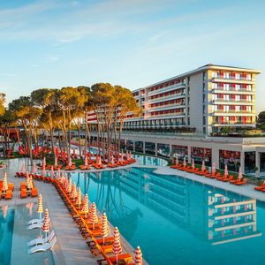 Hotel Trendy Perge Resort & Suites cazare Lara