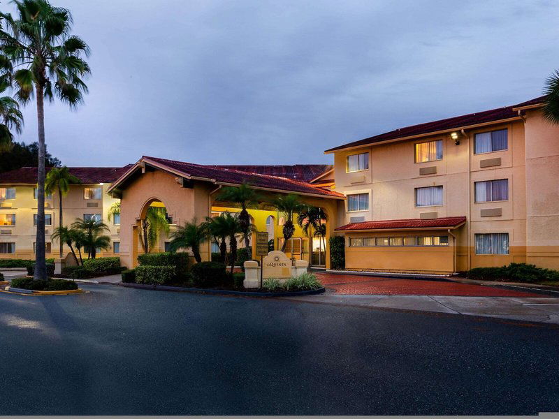 Hotel La Quinta Inn & Suites By Wyndham St. Pete - Clearwater Airpt