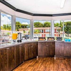 Hotel Econo Lodge Inn & Suites cazare Florida City