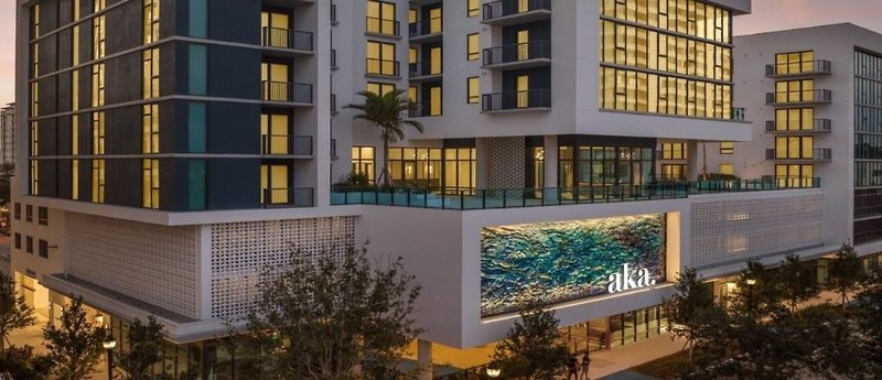 Hotel Aka West Palm