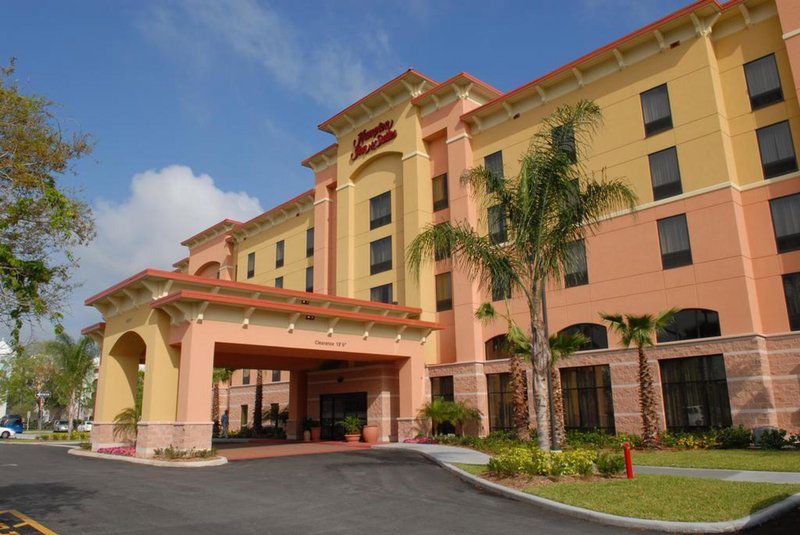 Hotel Hampton Inn & Suites Orlando-South Lake Buena Vista