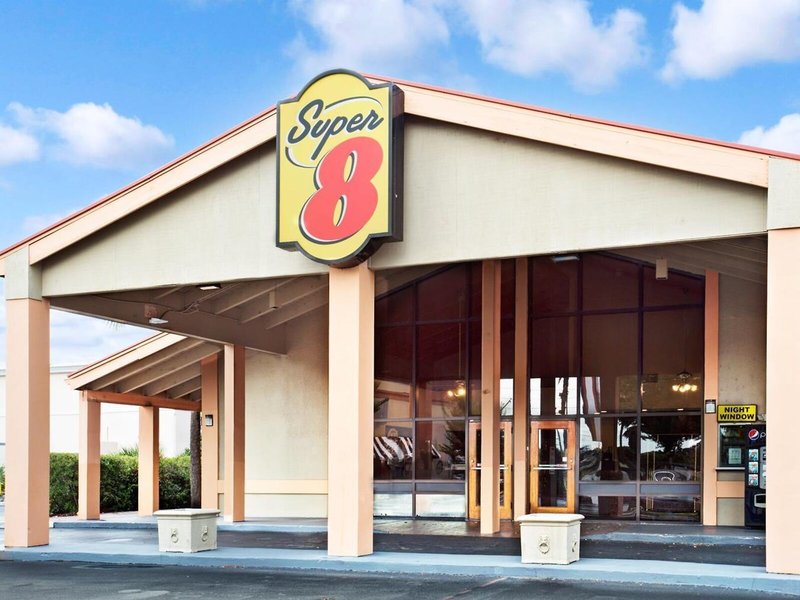 Hotel Super 8 By Wyndham Kissimmee/Maingate/Orlando Area