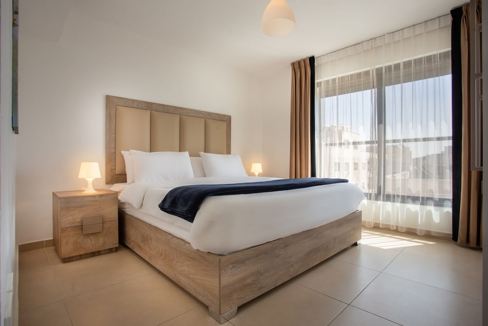 Triple A Hotel Apartment
