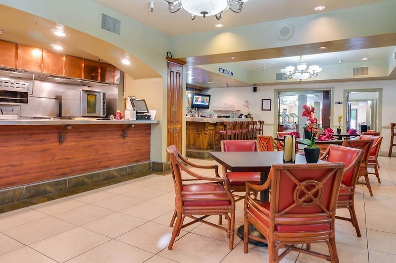 Hotel Buena Park Grand Hotel & Suites