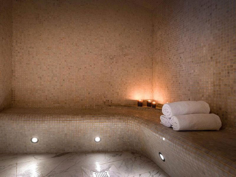 Hotel Le Louis Versailles Château Hotel - Mgallery