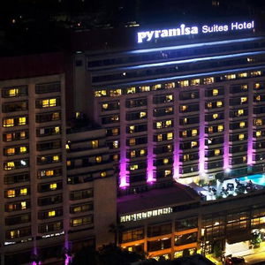 Hotel Pyramisa Suites Hotel Cairo cazare Cairo