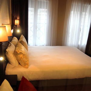 Hotel Best Western Hotel Le Montmartre Saint-Pierre cazare Paris