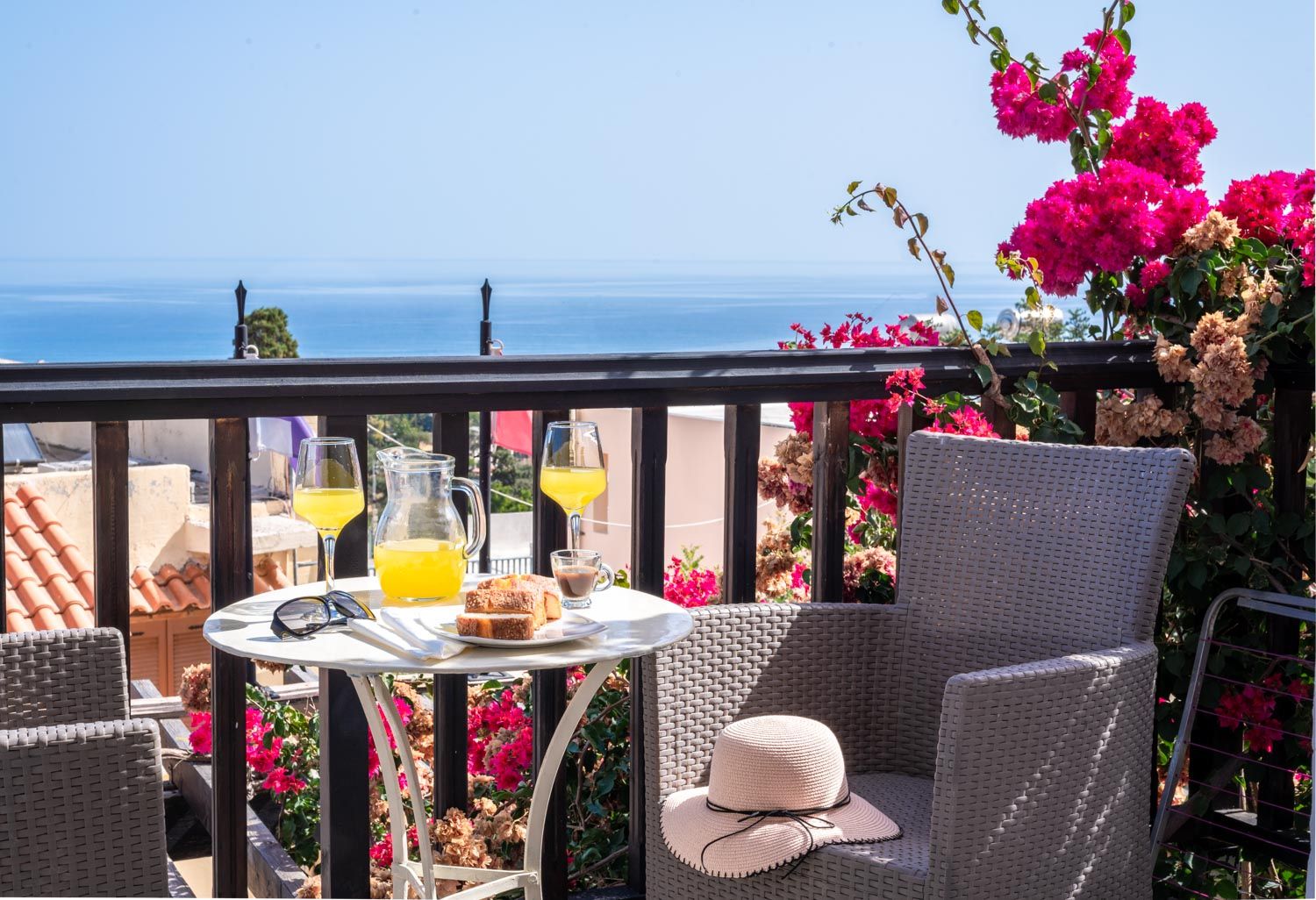 dal travel Korifi Suites Collection