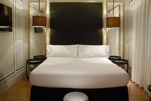 Hotel La Franca Travellers cazare Barcelona