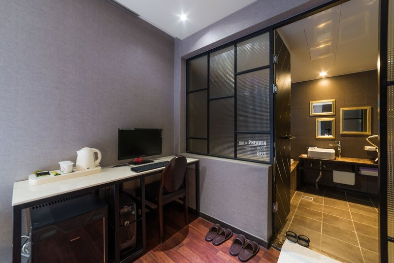 Hotel Hotel 2 Heaven