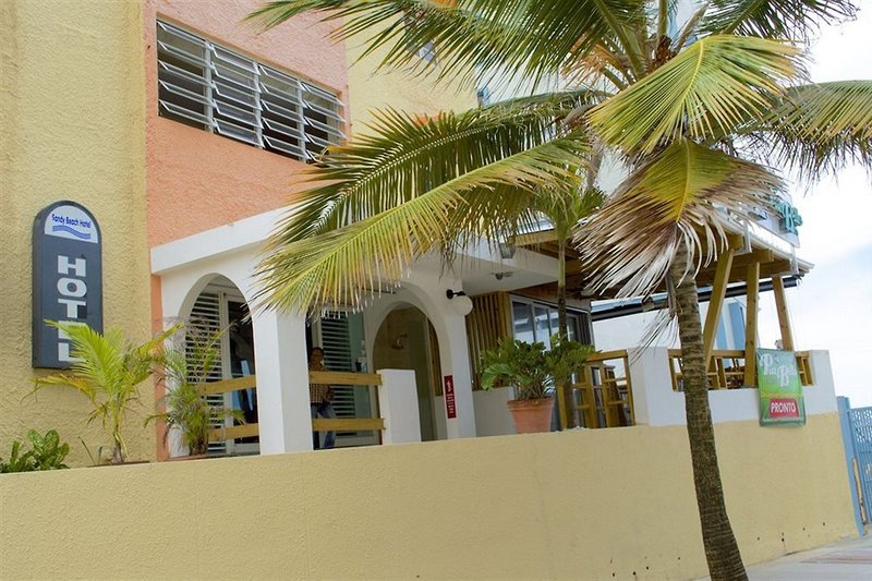 Hotel Sandy Beach Hotel