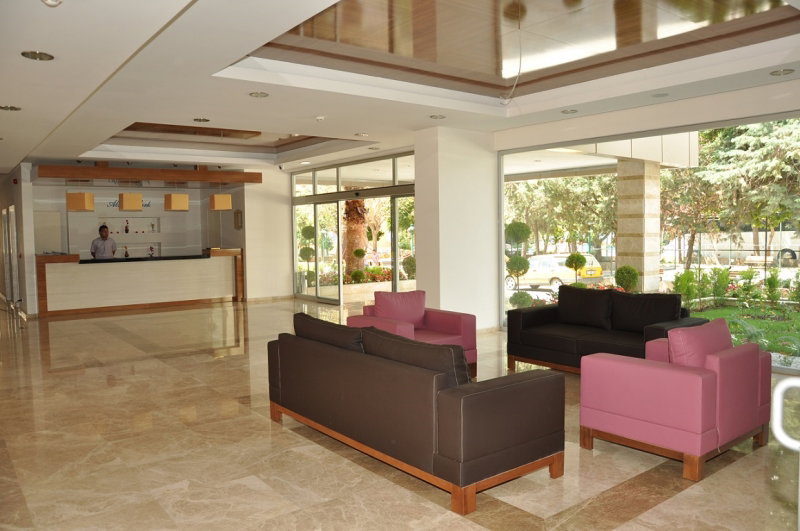 Almera Apart Hotel