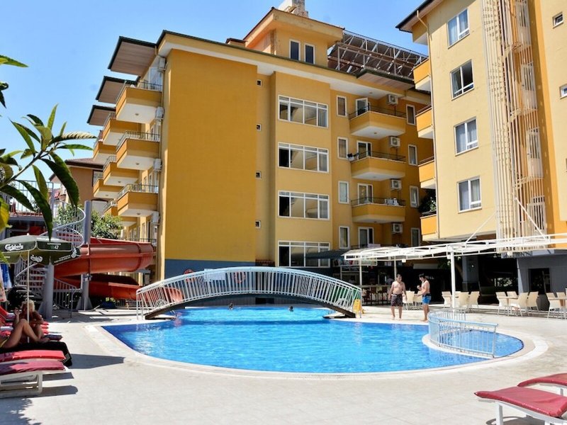 Rose Garden Apart Hotel