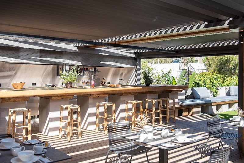 Pilot Amphora Boutique Hotel