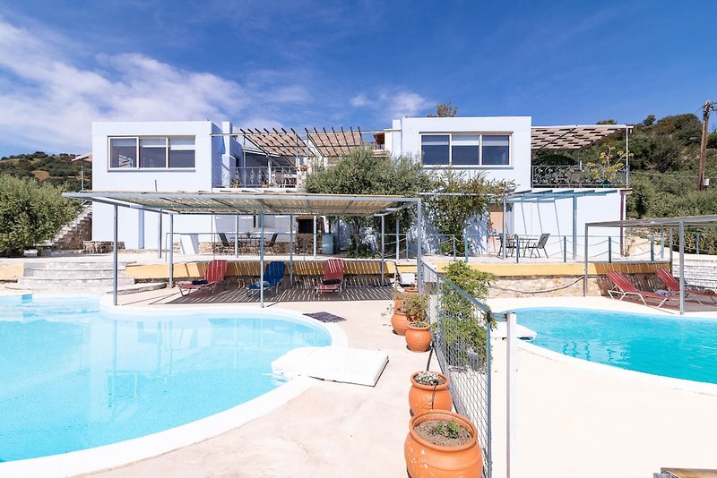 Hotel Sarakinas Residences