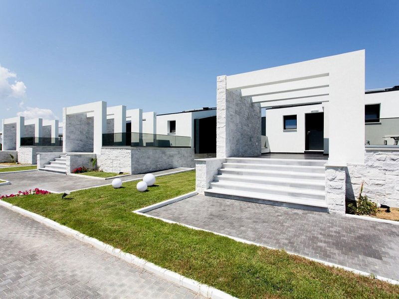 Hotel Crystal Villas & Suites