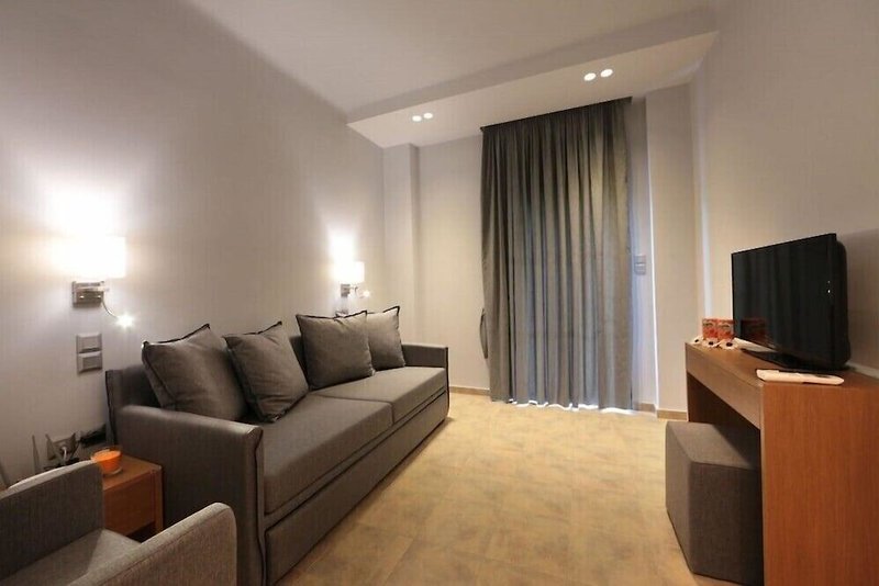 Meni Apartments