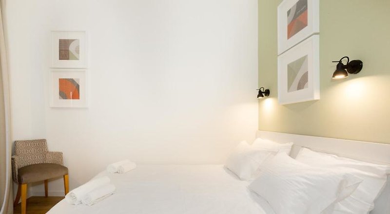 Hotel Dinostratus House