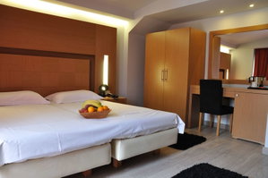 Hotel Corfu Mare cazare Corfu Town