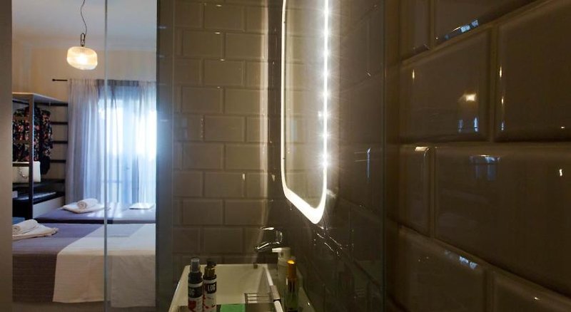 Loc Hospitality Urban Suites