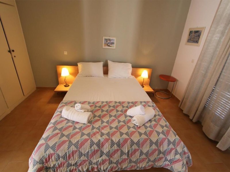 Menigos Resort