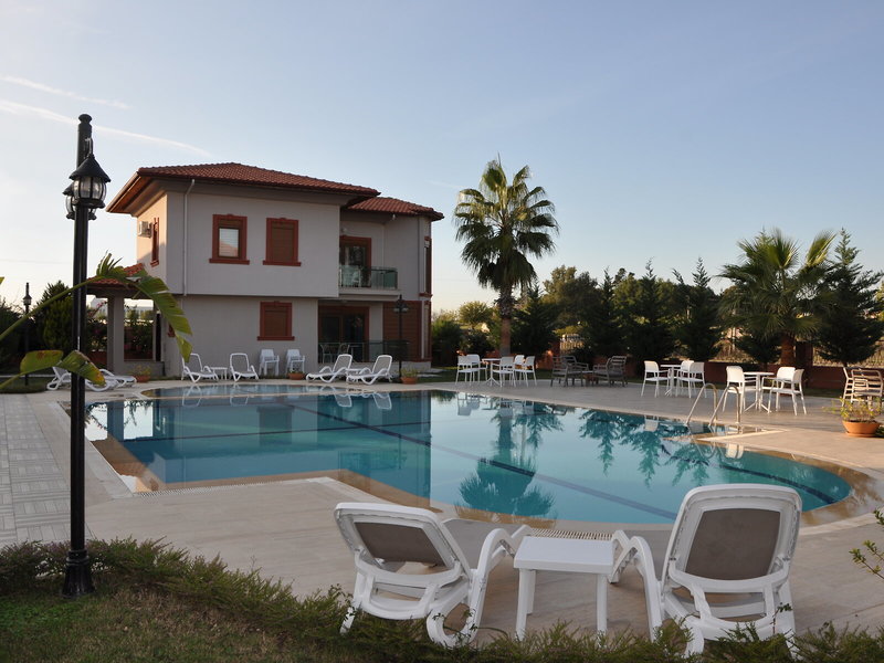 Vista Villas & Suites