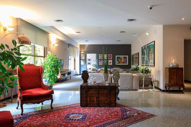 Hotel Brianteo Hotel & Restaurant