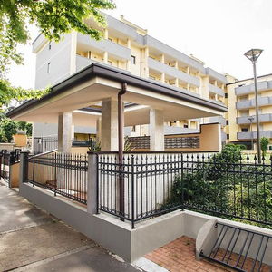 Hotel Hq Aparthotel Milano Inn - Smart Suites cazare Cinisello Balsamo